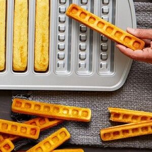Pampered Chef Waffle Stick Pan 6 Cavity